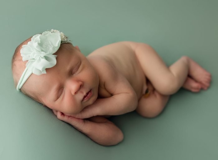 oregon city newborn photographer