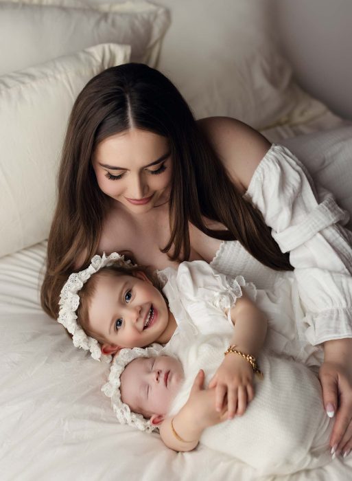 posed newborn photography