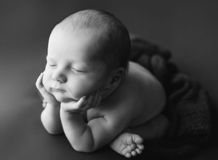 newborn photo session newberg Oregon