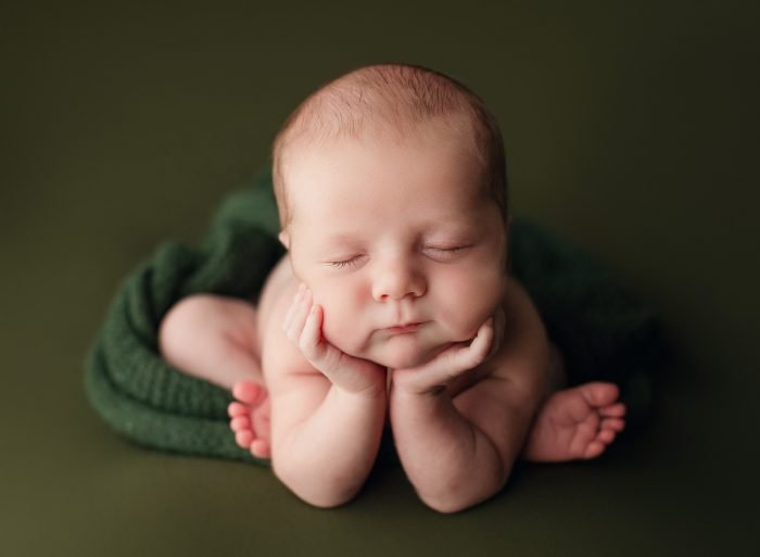 newborn photo session wilsonville Oregon