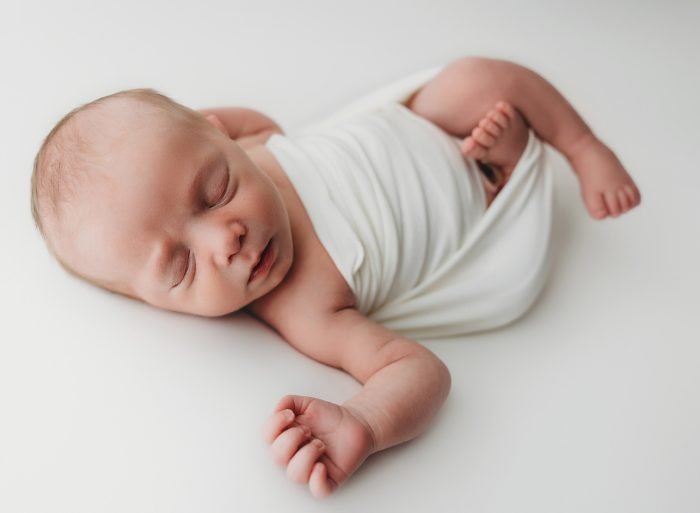 tigard oregon lifestyle newborn session
