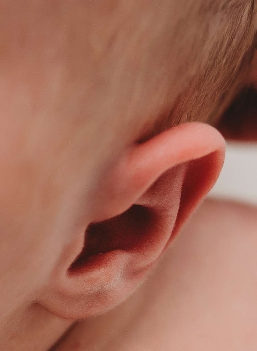 tigard oregon lifestyle newborn session baby ears