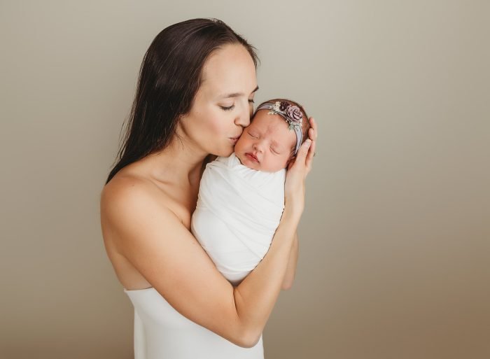 traveling baby photographer