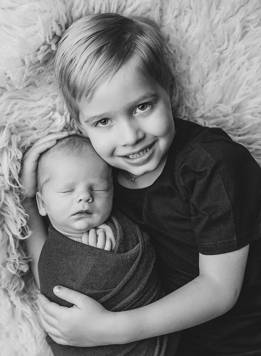 traveling newborn photographer