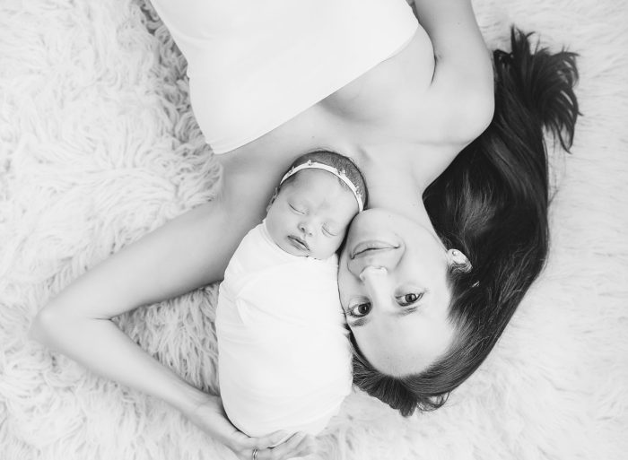 traveling newborn photographer salem