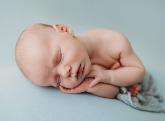 newborn photographer vancouver