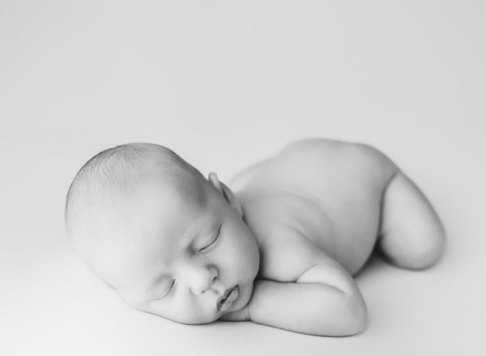 traveling newborn photographer sherwood