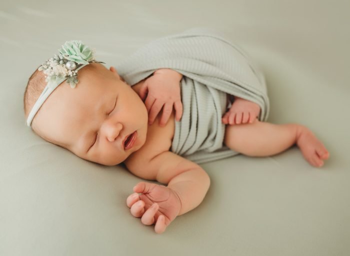 beaverton newborn photographer