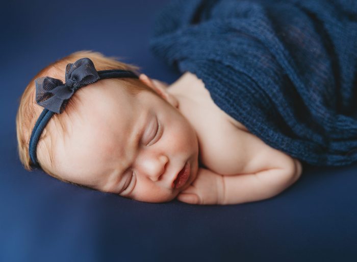 bridgeport newborn photographer