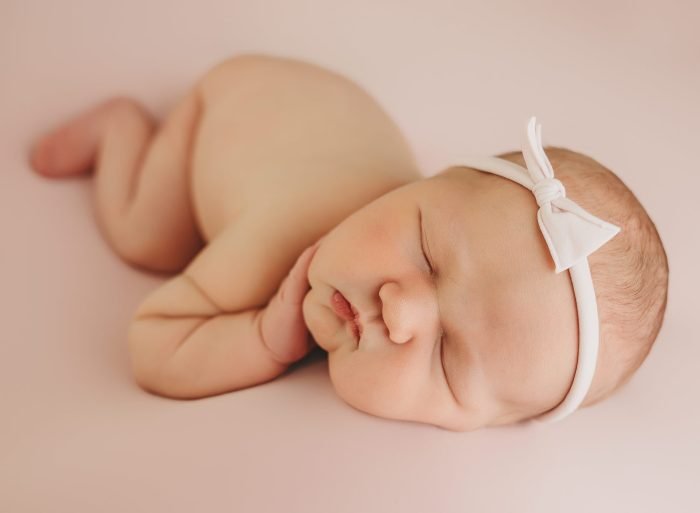 newborn photographer studio beaverton