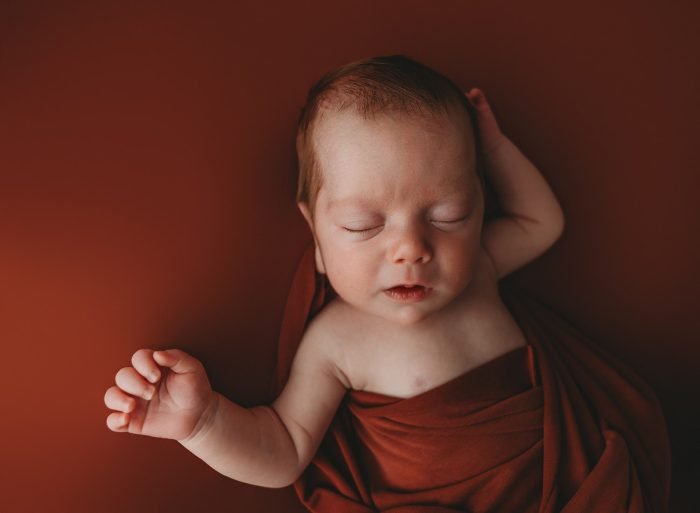 newborn photographer tualatin oregon