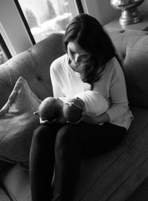 Elegant newborn photography session created in a New York City apartment