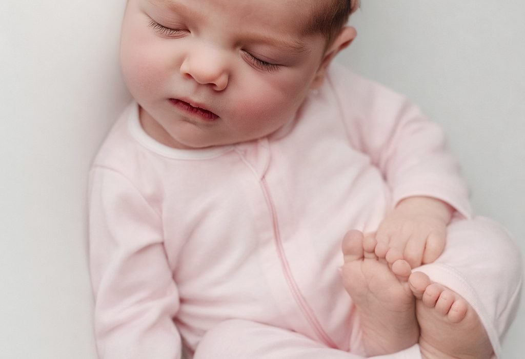 nyc newborn photographer wear nolhill pink outfit